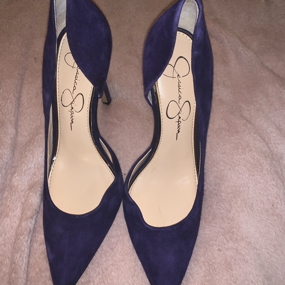 Blue velvet heels